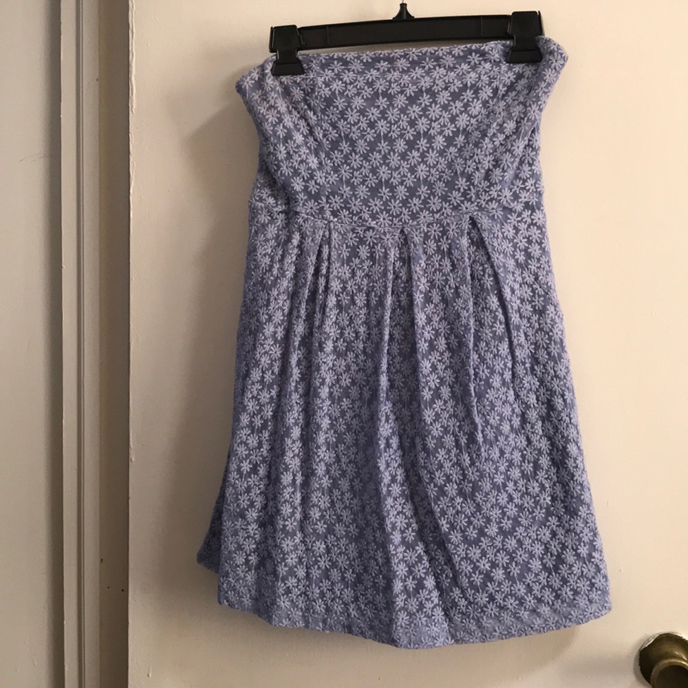 Periwinkle daisy stitch strapless dress